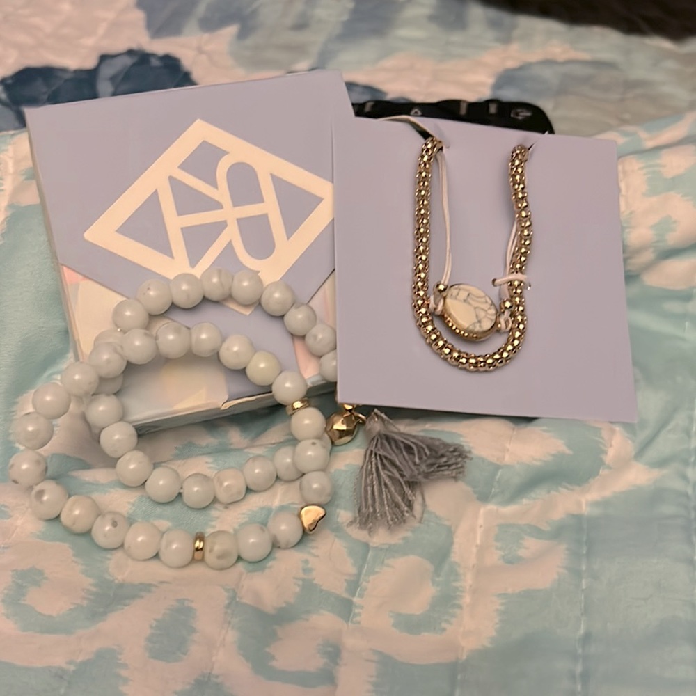 Amelia Rue Cora 4 Piece Bracelet Set Blue & Gold NEW IN BOX